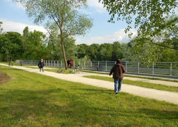 De Charme A 30 Min De Paris, 5 Min D'evry Apartment *